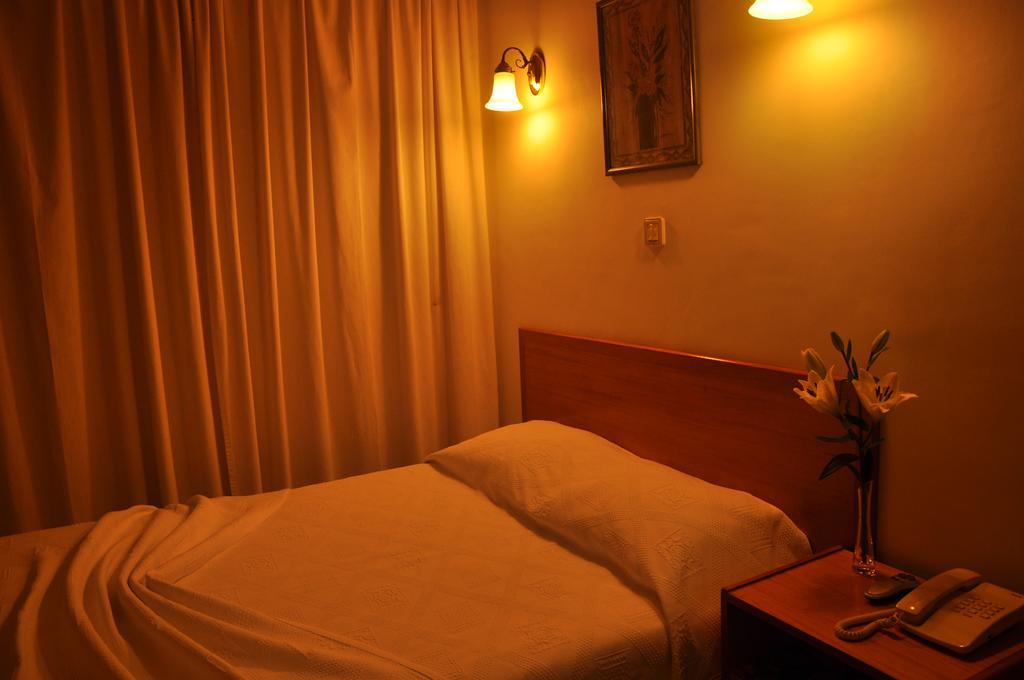 Residencial D. Joao III Hotel Ponta Delgada  Luaran gambar